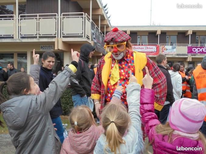 Animation Magie close-up & Sculpture de ballons en clown