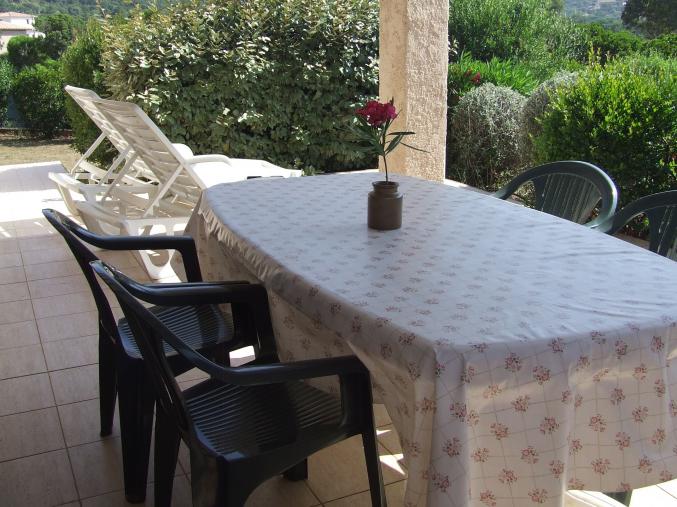 Villa indépendante à 1800m de la plage - terrain clos