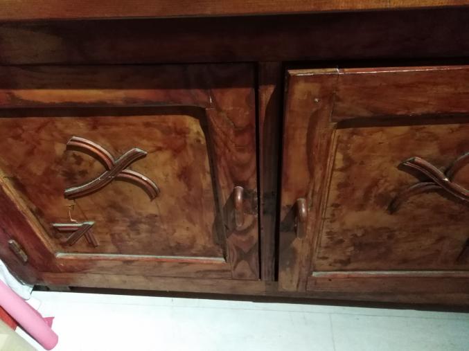 COMMODE EN BOIS MARRON