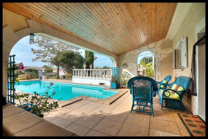 Maison 115 m2, 3 chambres, piscine chauffée