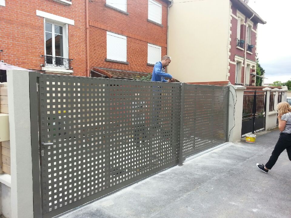 Metallier,ferronnier