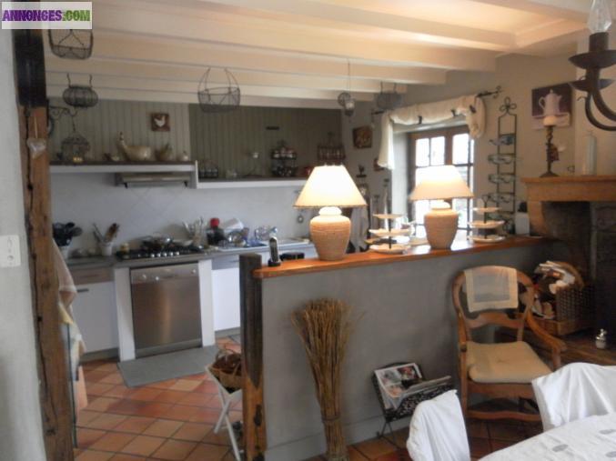 BELLE MAISON EN PIERRES