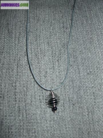 Collier cage pierres naturelles