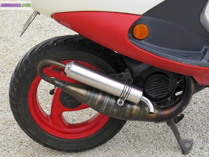 Scooter PEUGEOT VIVACITY "SPORTLINE"