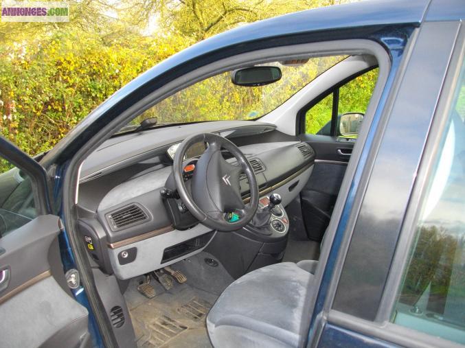 C8 exclusive 2.0 hdi 138 ( a debattre)