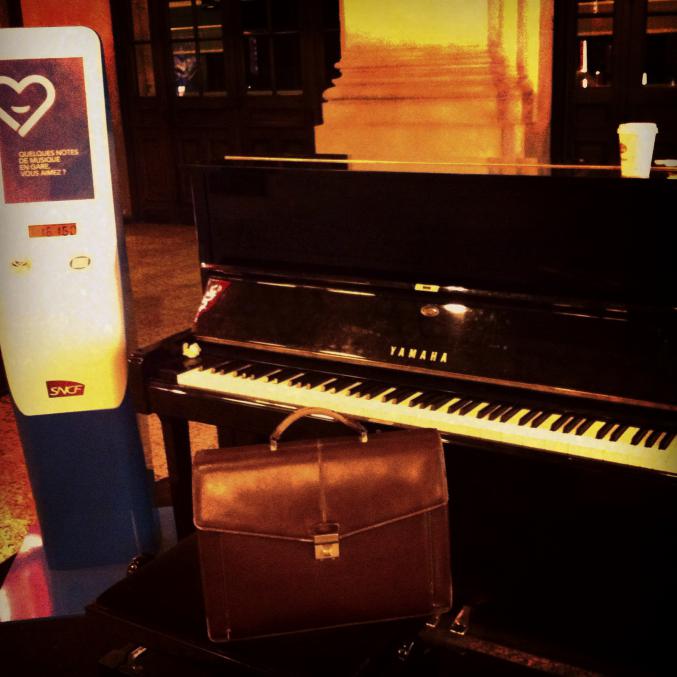 Enseignante de piano-chant