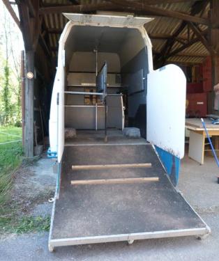 Camion VL Daf 400 2 places 51000km(moteur refait)