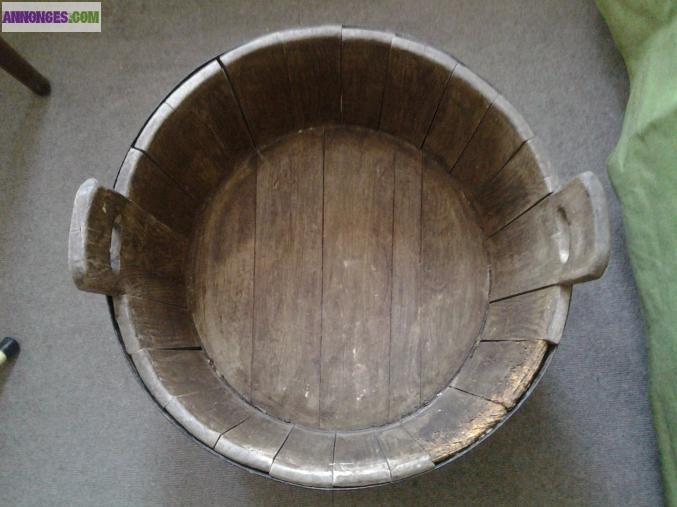 BAQUET A LINGE en bois fonce