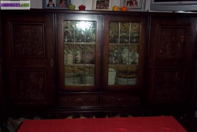 Salle à manger complète style basque