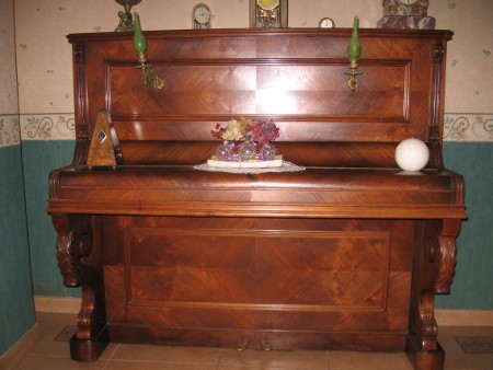 Piano ancien
