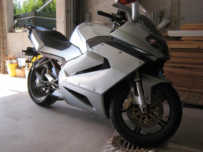 Aprilia RST Futura