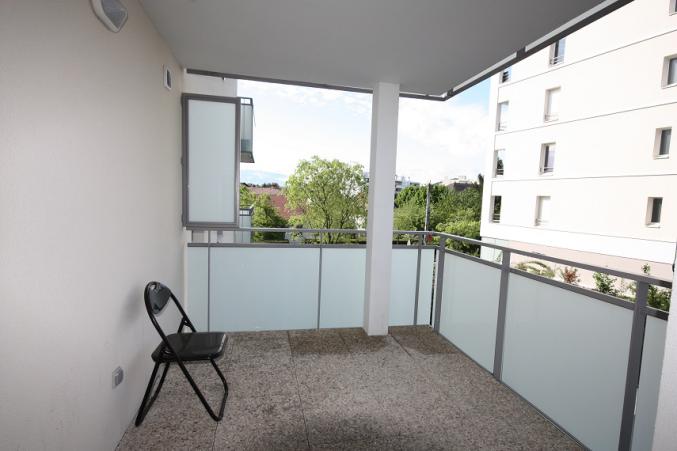 Annemasse appartement T3 récent de 66 m2 avec garage double