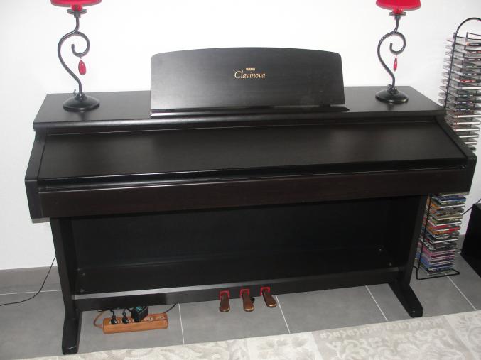Piano numérique Yamaha CVP-92