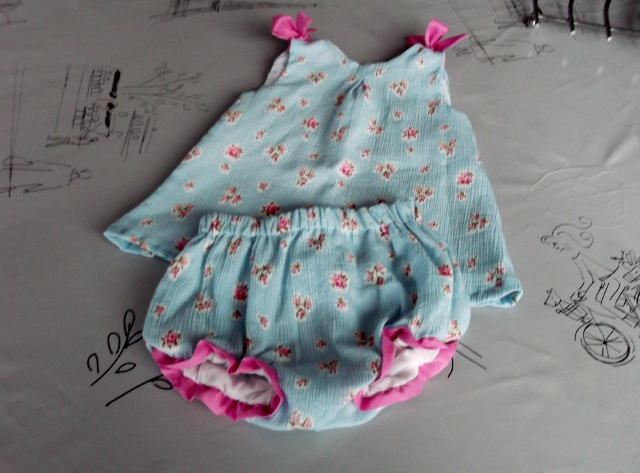 Couturiere experimentee vous propose ses services