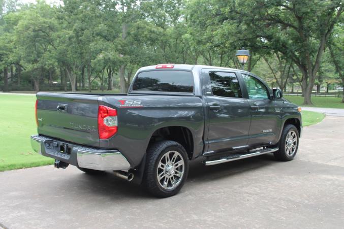 Toyota Tundra TUNDRA CREWMAX 5.7L PLATINUM 4X4