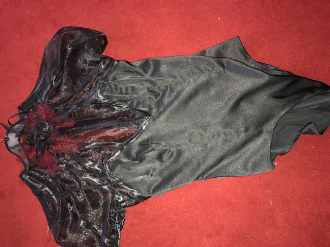 Body plus la jupe transparente ultra sexy