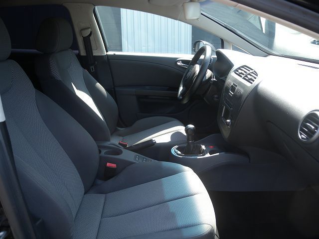 Seat Leon ii (2) 2.0 tdi 140 sport