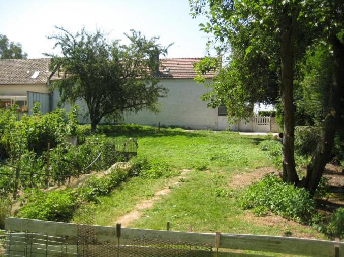 Grand corps de ferme ( villa ) 