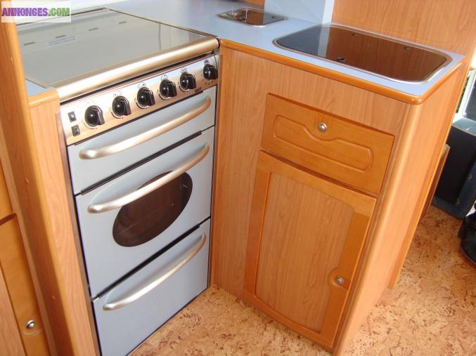 CAMPING CAR MONCAYO 4 PLACES