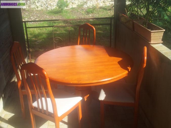 1table et 4 chaises de séjour
