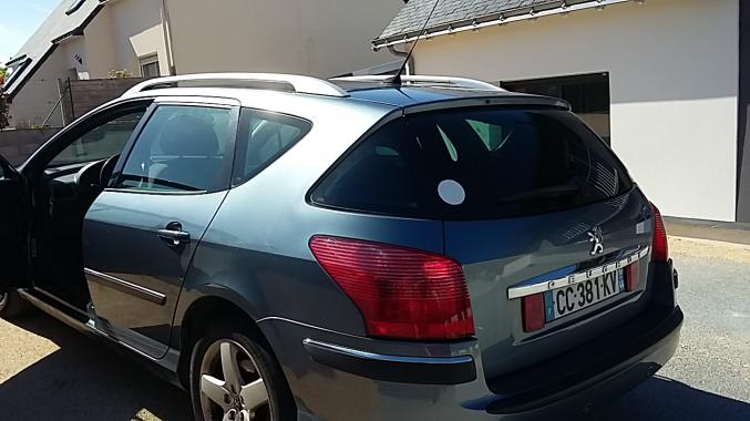 Peugeot 407
