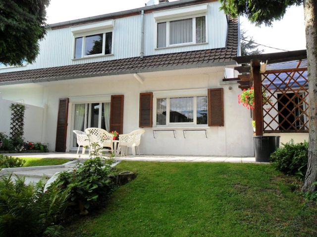 Maison t4 dont 3 chambres