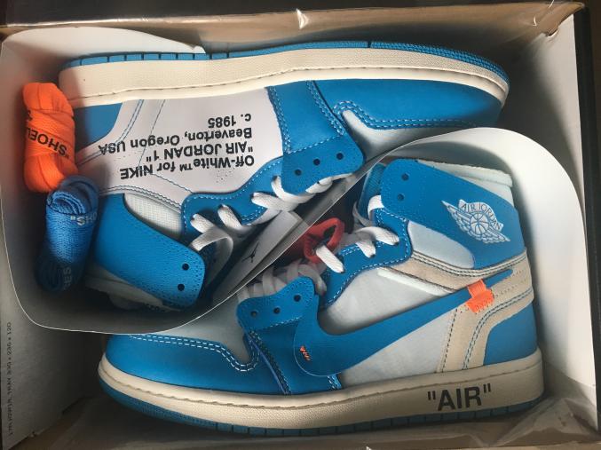 Air Jordan 1 Off white UNC