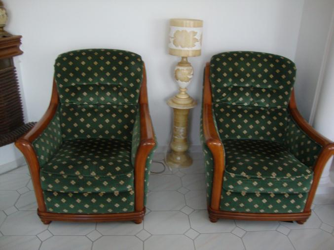 Salon (canapé + 2 fauteuils)