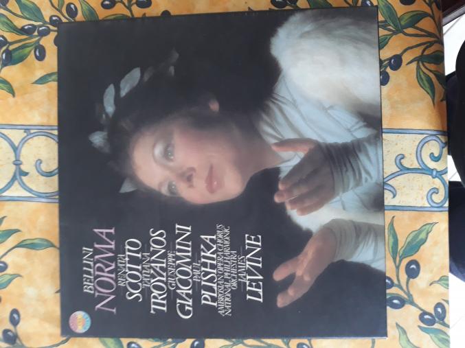 Collection de 167 coffrets d'opéra (Vinyles 33tours) 