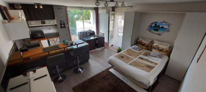 Vends grand studio entièrement meublé et rénové à la Grande Motte - Ponant