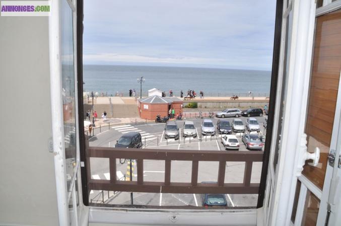 Appartement etretat front de mer