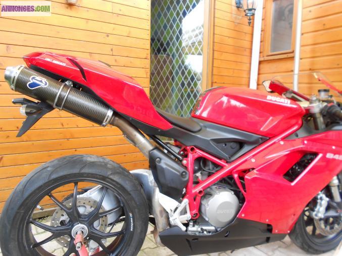 Ducati 848
