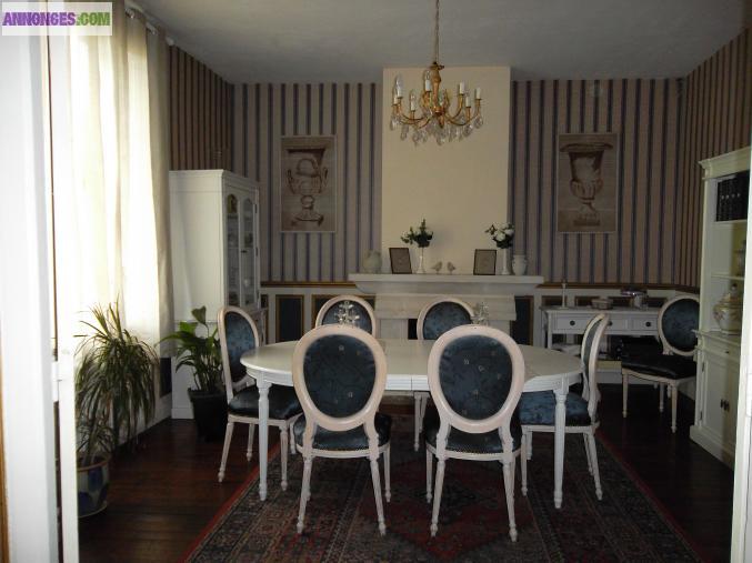 Grnade maison de 8 pieces avec piscine