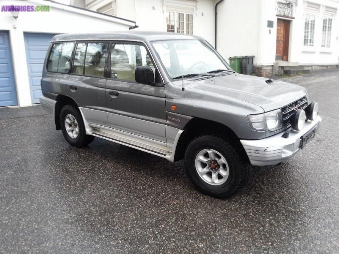 Mitsubishi Pajero ii (2) 2.8 td gls pack plus 5p