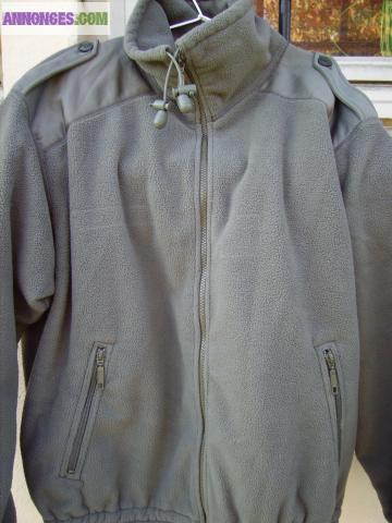BLOUSON POLAIRE
