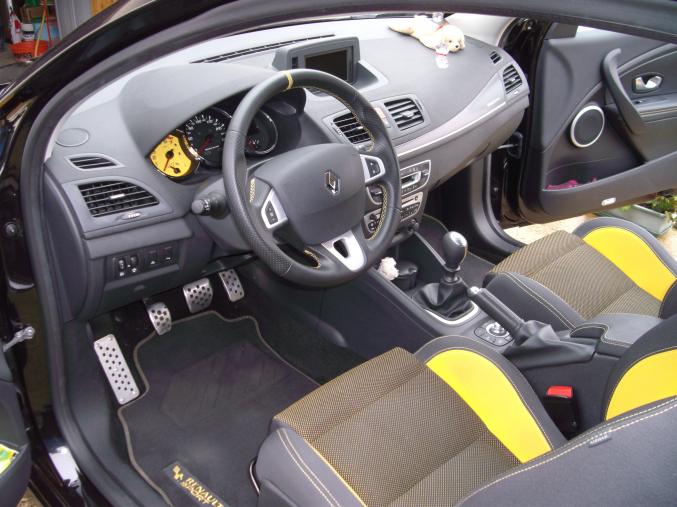 RENAULT MEGANE3 RS 250CV 