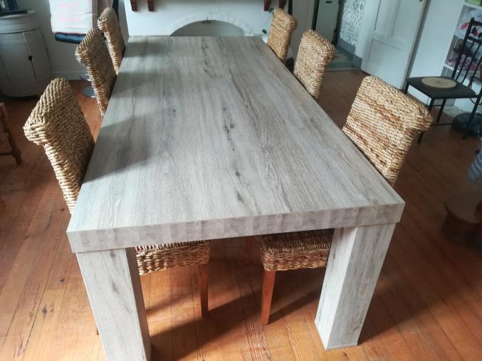 Table de salle + Chaise 