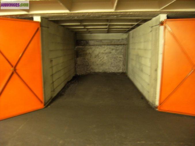 LOUE GRAND BOX à Paris 18ème