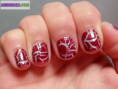 SET MANUCURE DESIGN - VERNIS BLEU CRAQUELE POUR ONGLE