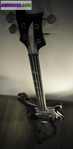 Basse copie Rickenbaker