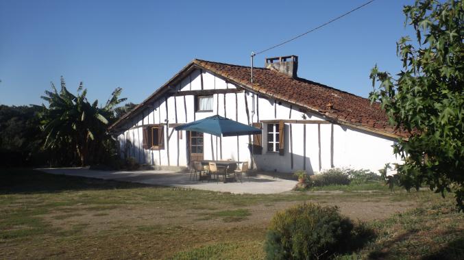 Maison gersoise plus gîte