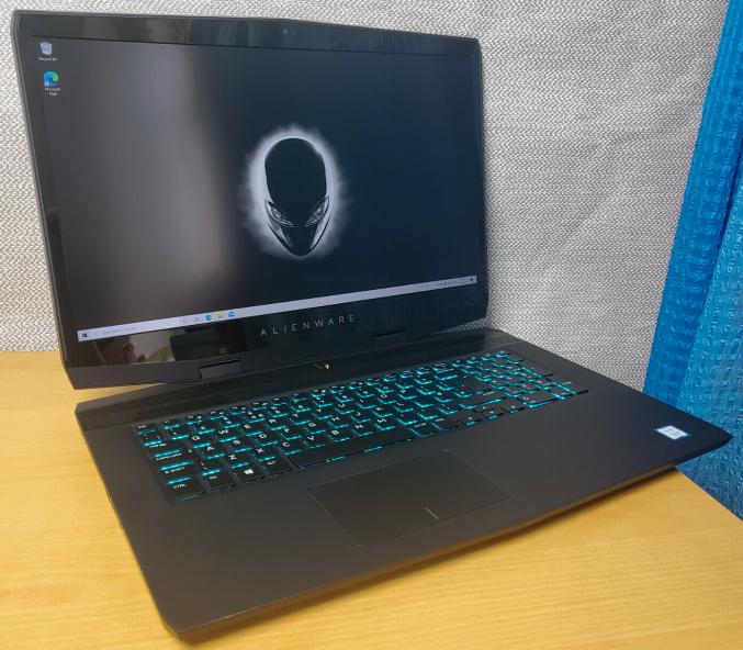 PC gamer alienware M17 Intel 8th génération