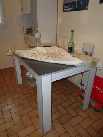 VEND CAUSE DEMENAGEMENT 