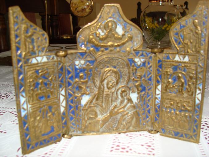 Triptyque religieux en bronze