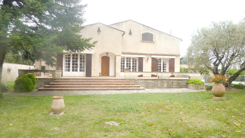 Villa 200m² avec piscine