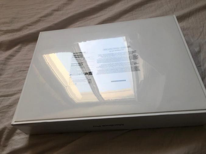 MAC BOOK PRO 202116' pouce 512Go Sous Blister + Apple Care 3 ans