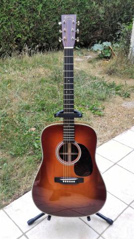 VENDS MARTIN HD-28V COMME NEUVE