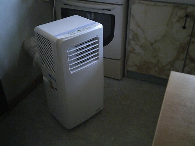Vend   un   climatiseur   mobile