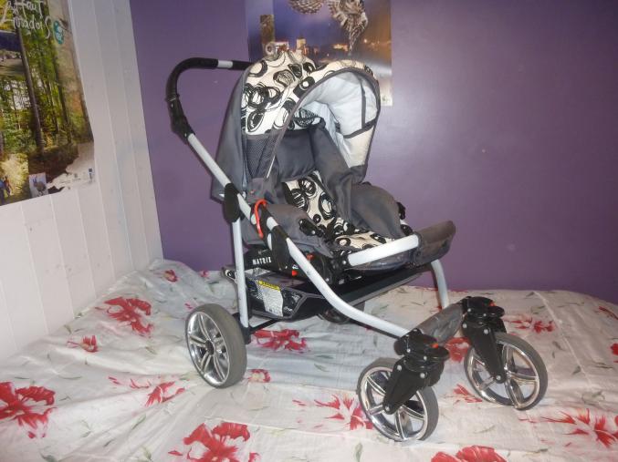 Poussette trio matrix 0-15kg