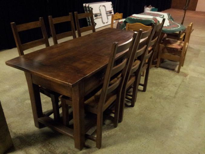 Lot de meubles et autres